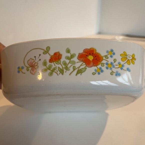 Vintage Wild Flower 1 Quart Corningware Dish with Lid - Picture 6 of 12